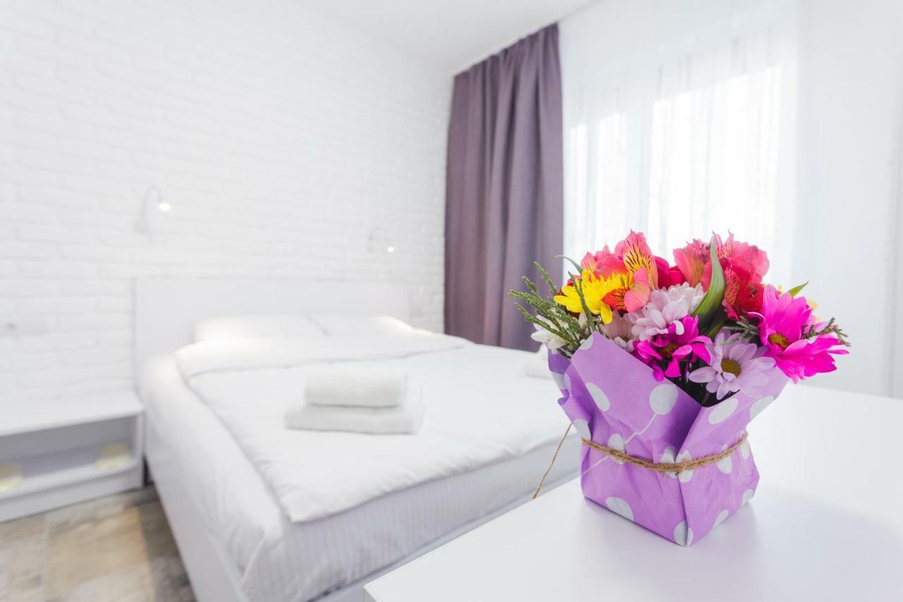 Skyhome Na Nauky Kiev Exterior foto